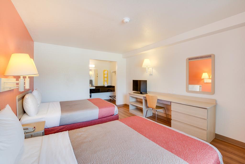 Motel 6-Columbus, Oh - West מראה חיצוני תמונה