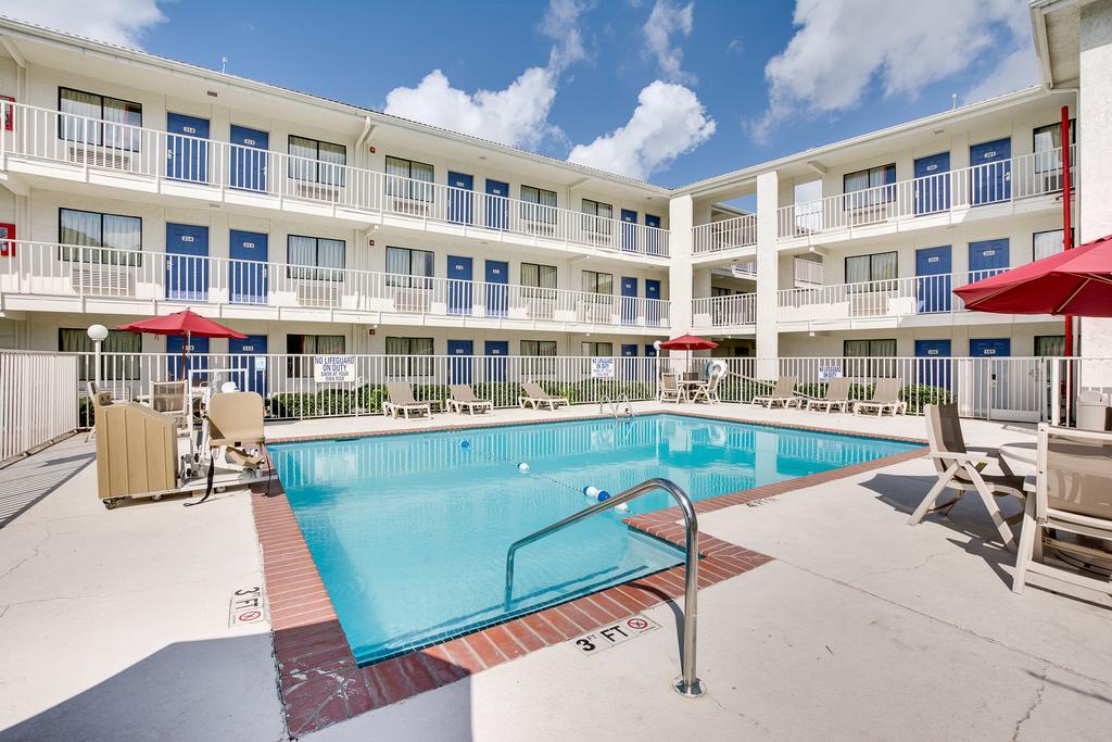 Motel 6-Columbus, Oh - West מראה חיצוני תמונה