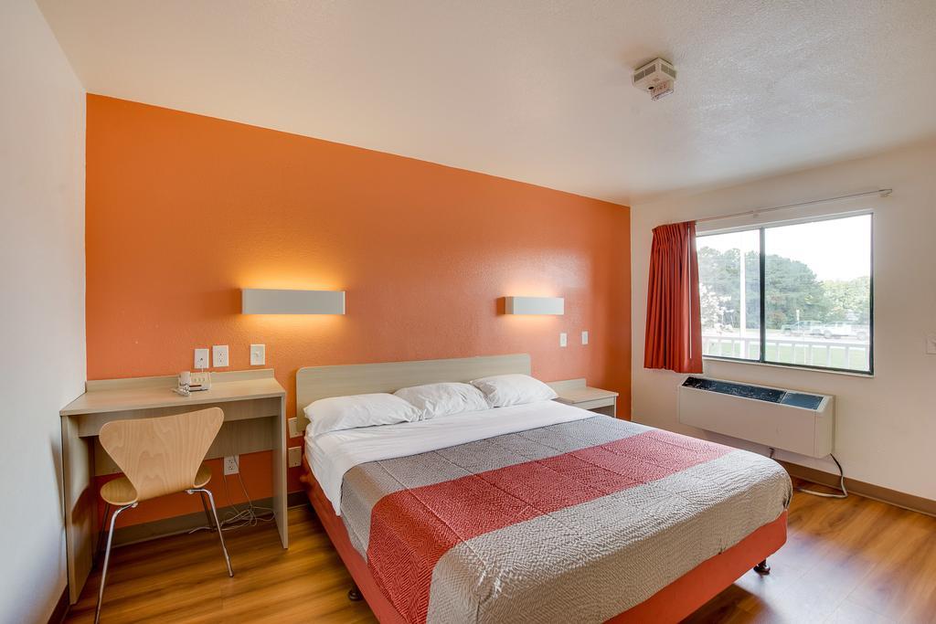 Motel 6-Columbus, Oh - West מראה חיצוני תמונה