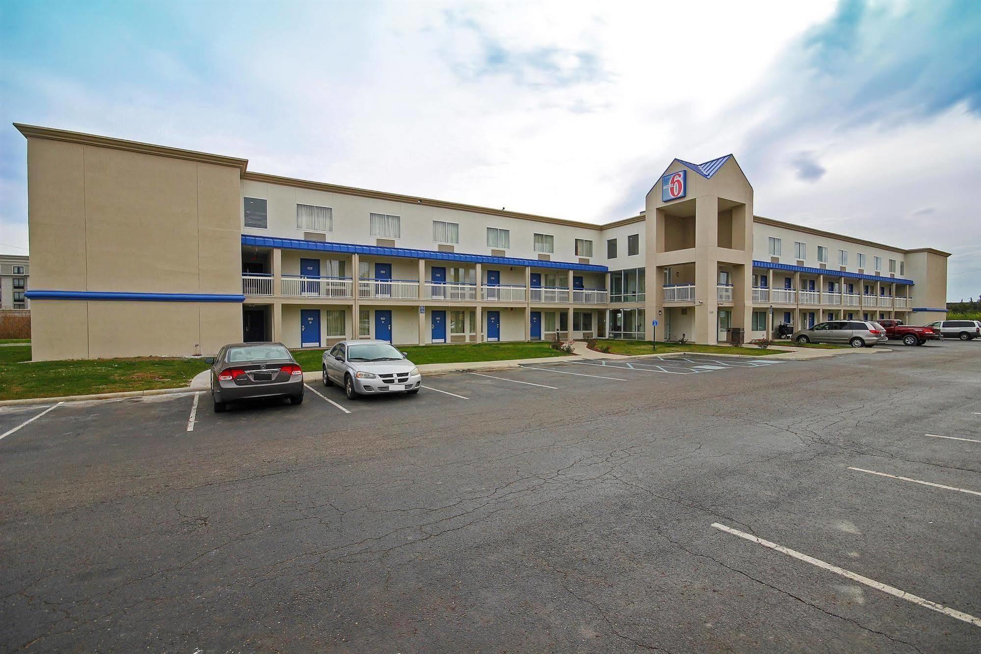 Motel 6-Columbus, Oh - West מראה חיצוני תמונה