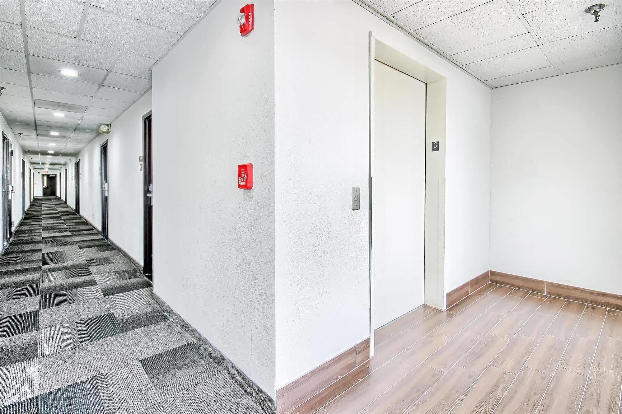 Motel 6-Columbus, Oh - West מראה חיצוני תמונה